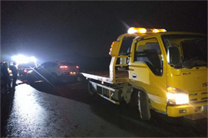 胶南24小时车辆搭电联系电话